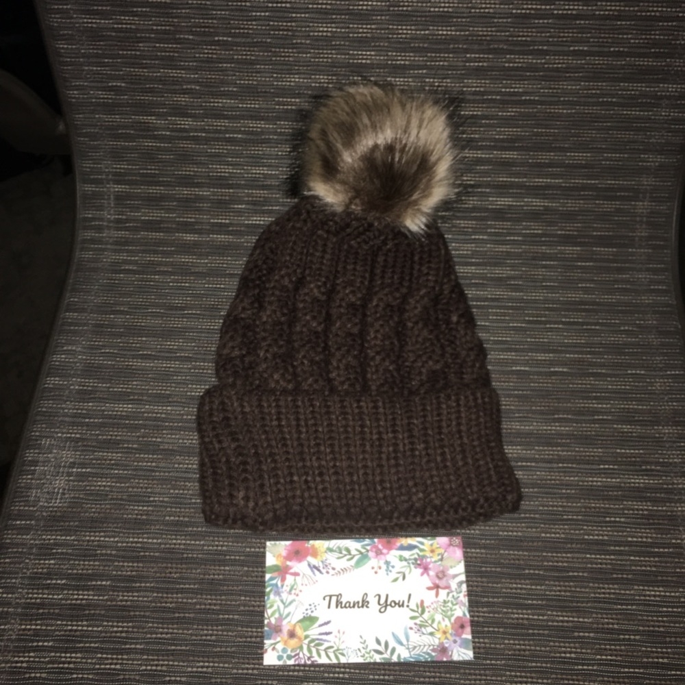 Womens Knit Fur Pom Hat